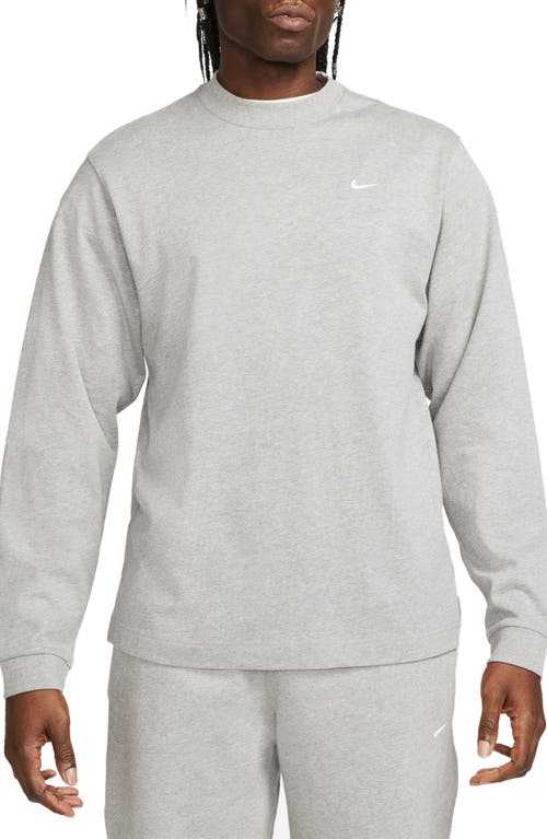 Nike Solo Swoosh Long Sleeve T-shirt In Dark Grey Heather/white
