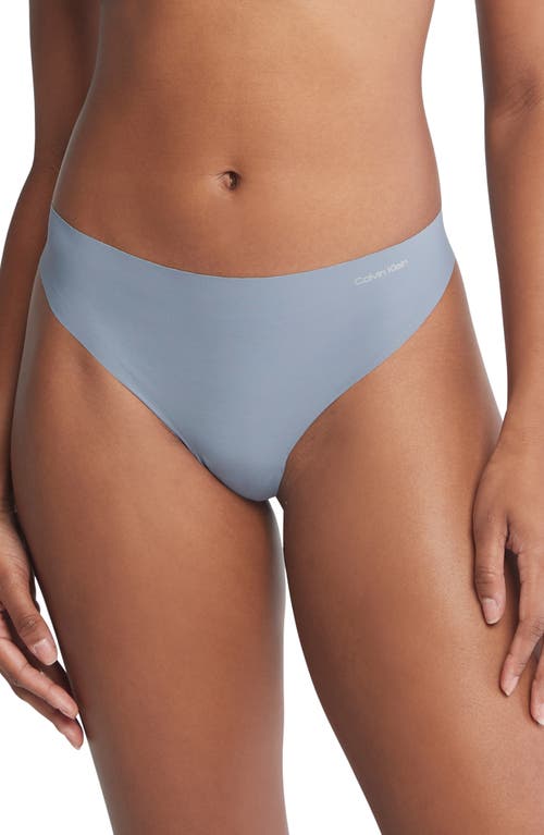 Calvin Klein Invisibles 3-pack Thongs In Blue