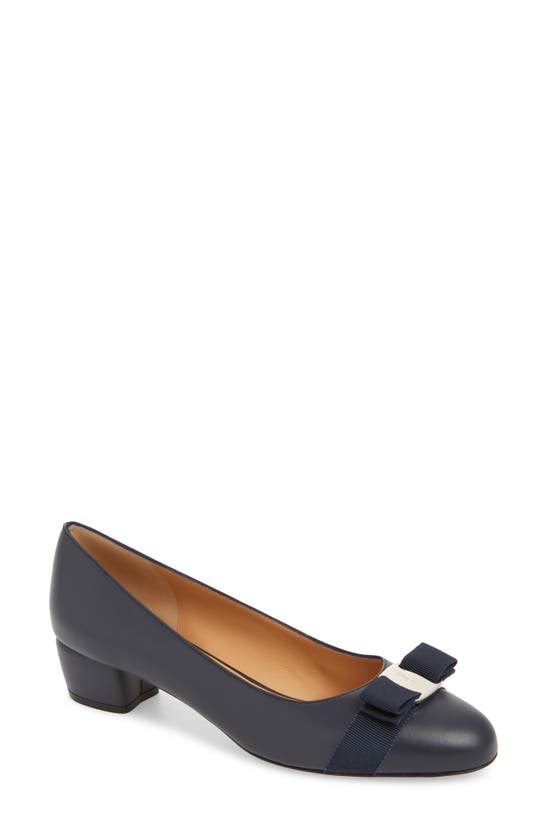 Shop Ferragamo Vara Soft Pump In Midnight