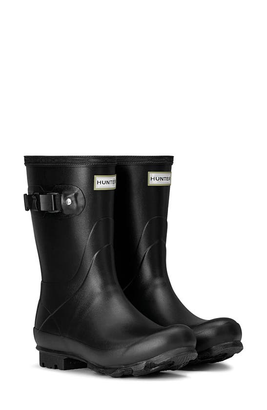 Hunter Original Short Adjustable Back Gloss Waterproof Rain Boot In Black