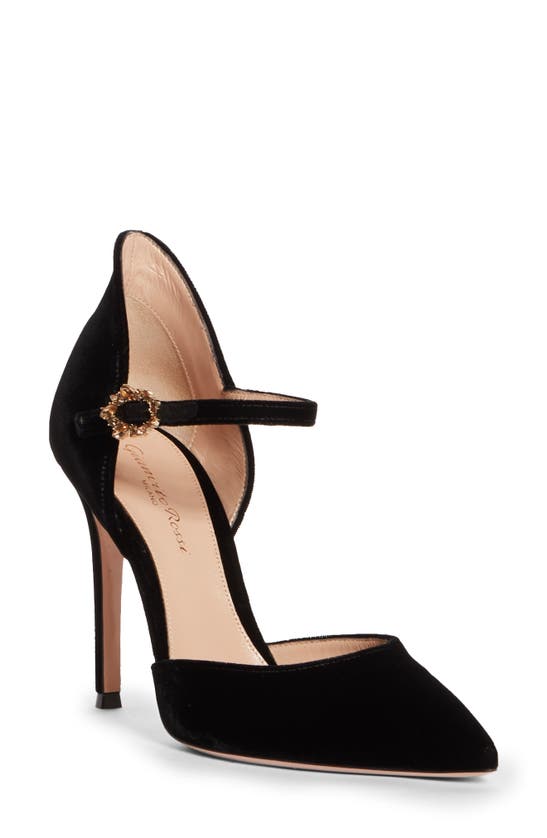 GIANVITO ROSSI POINTED TOE PUMP