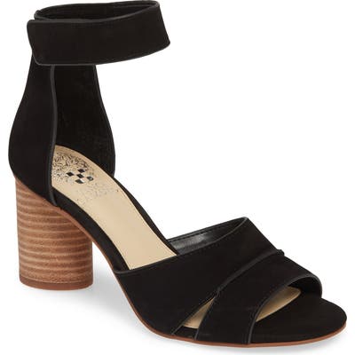 Vince Camuto Jafrenta Sandal- Black