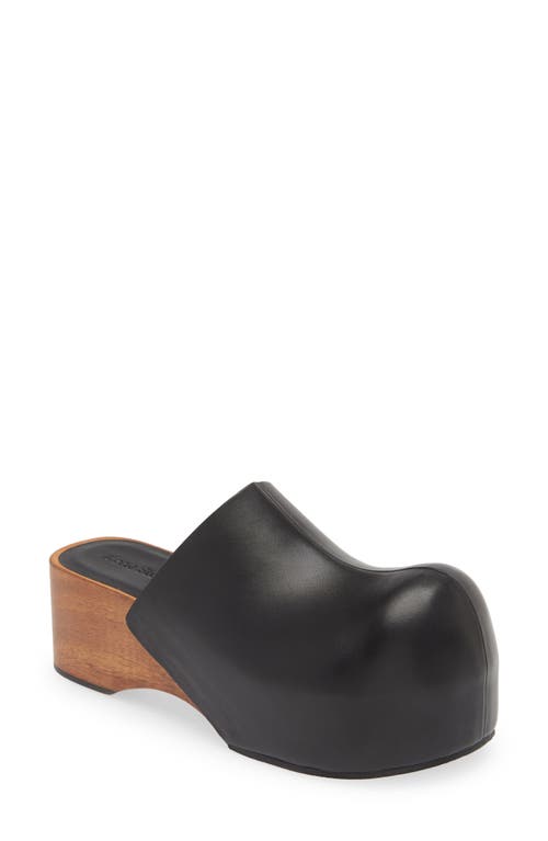 Round Toe Leather Clog in Black