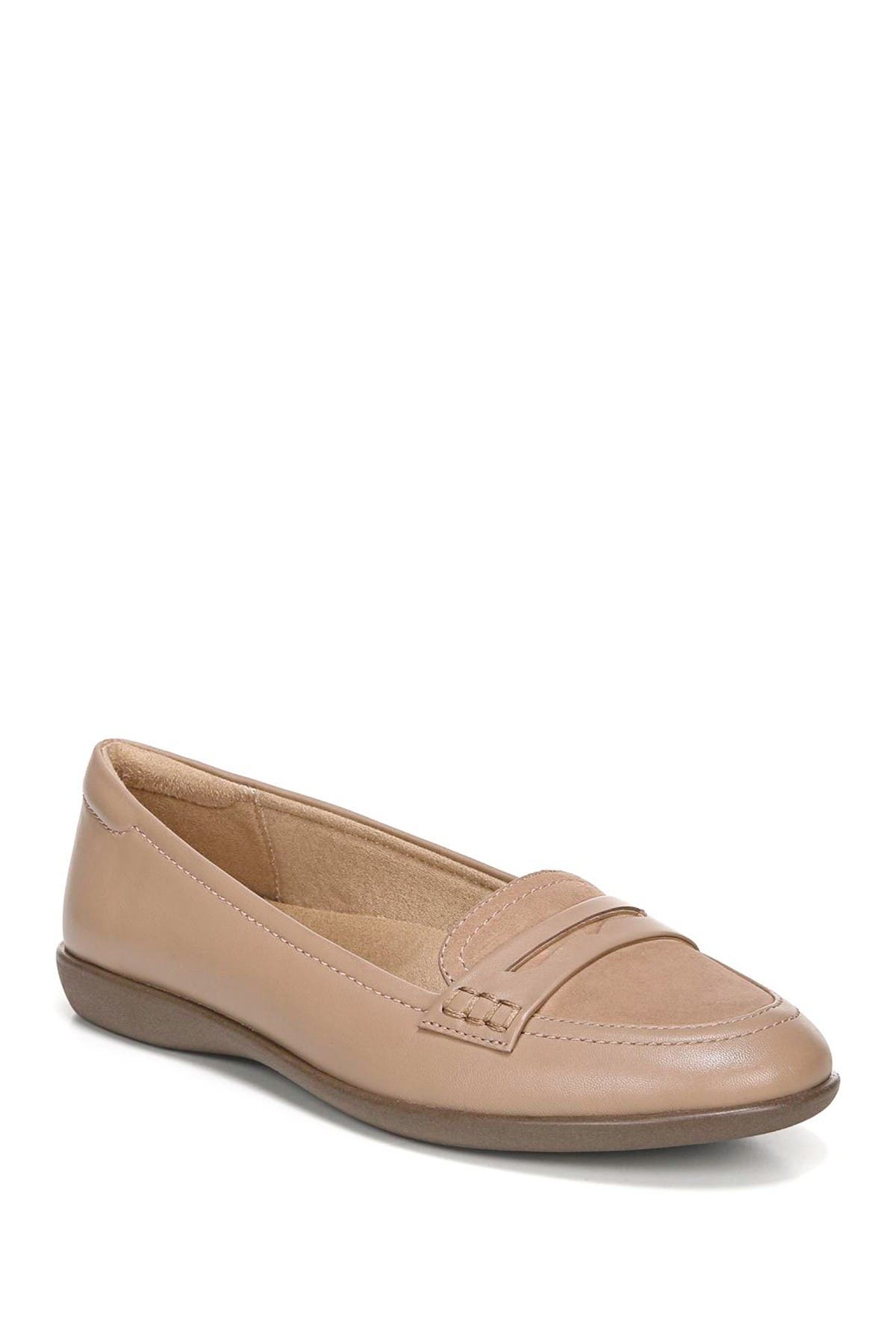Finley Leather Penny Loafer 