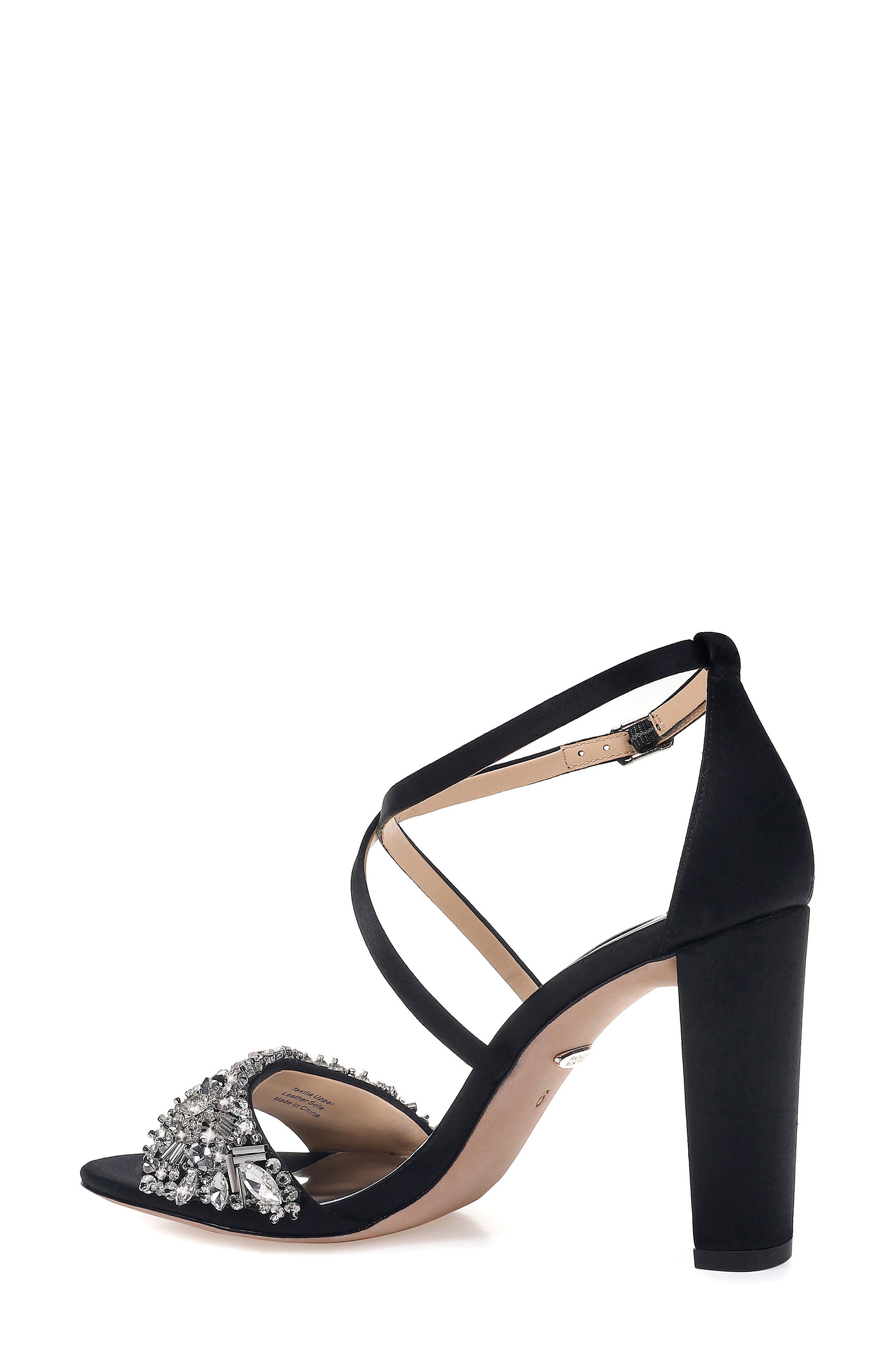 badgley mischka sandra strappy sandal