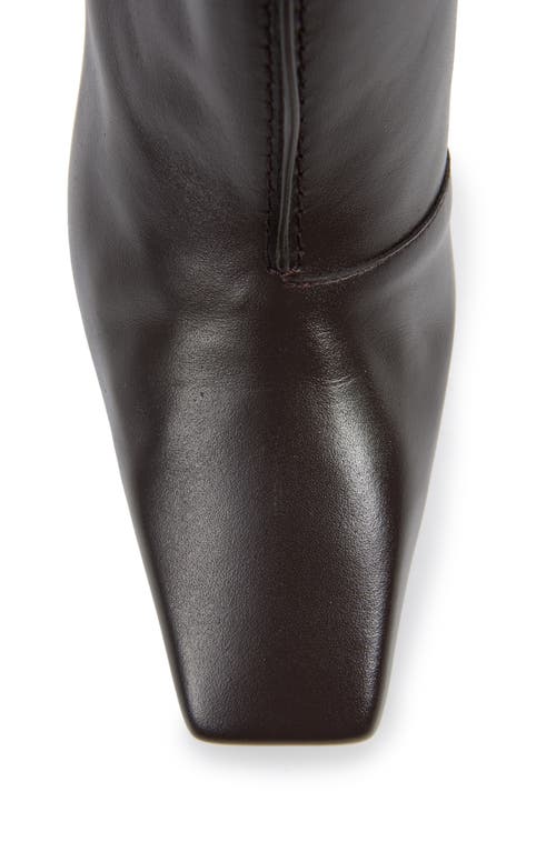 Bottega Veneta Banzai Leather Knee Boots In 2113 Fondant