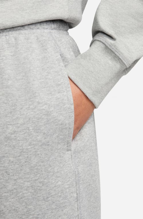 Nike Men's Club French Terry Flow Shorts In Dark Grey Heather/ Smoke Grey