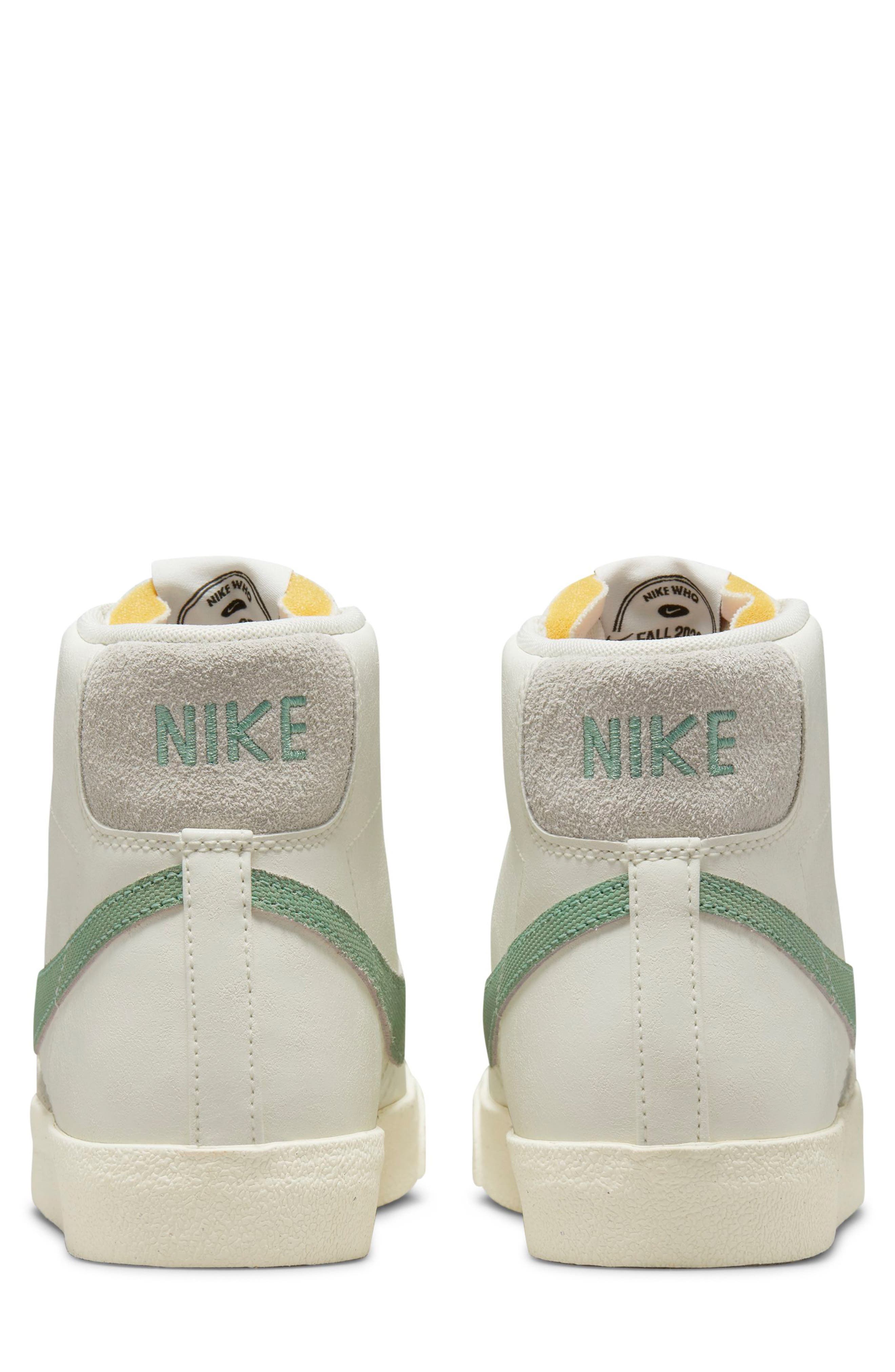 blazer mid 77 sail green
