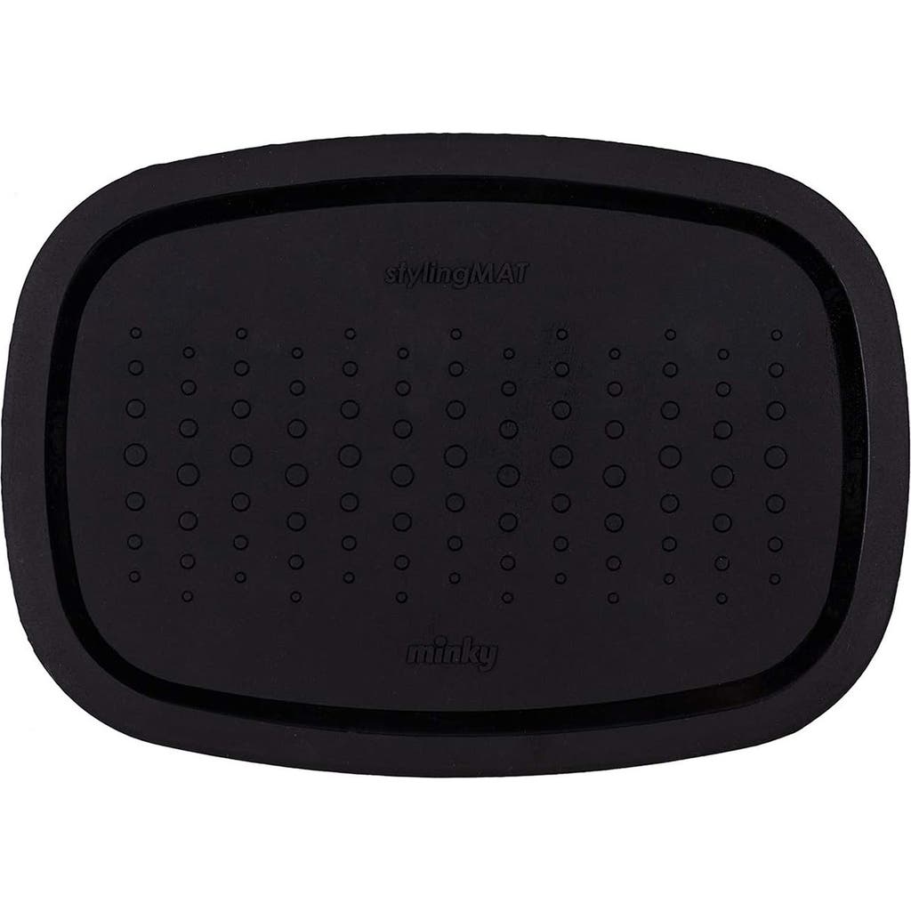 Minky Styling Mat In Black