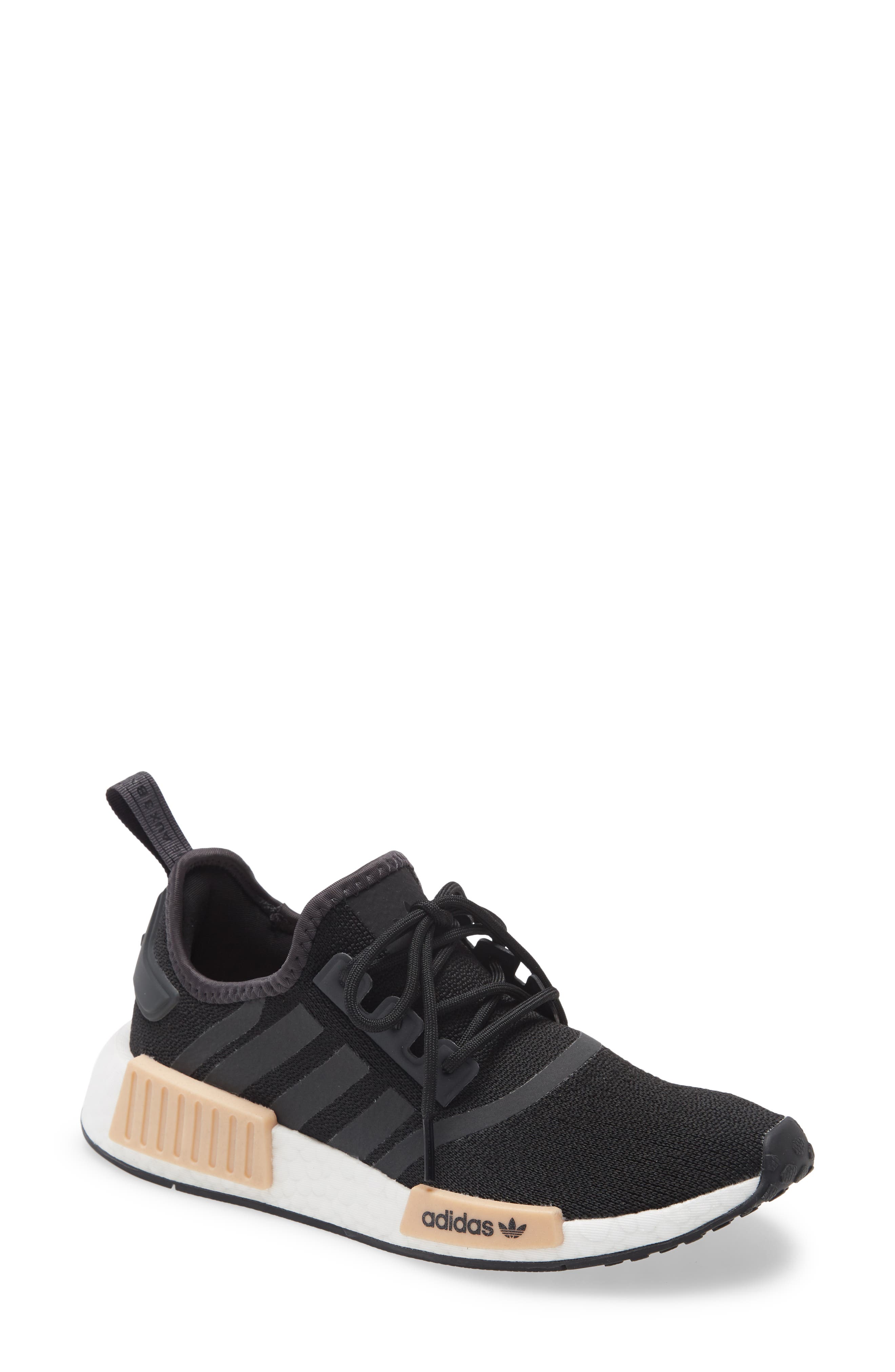 adidas nmd r1 womens black and white