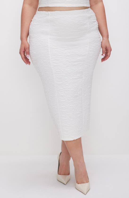 Shop Good American Textured Midi Skirt In Cloud White001