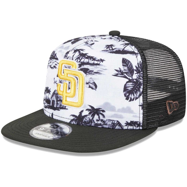 San Diego Padres New Era Trucker 9FIFTY Snapback Hat - Black