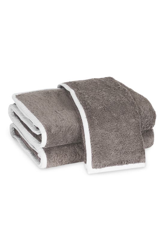 Matouk Enzo Guest Towels In Smoke Gray/ White