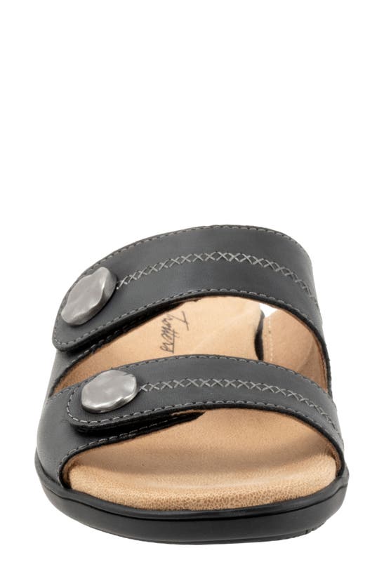 Trotters Ruthie Stitch Slide Sandal In Black
