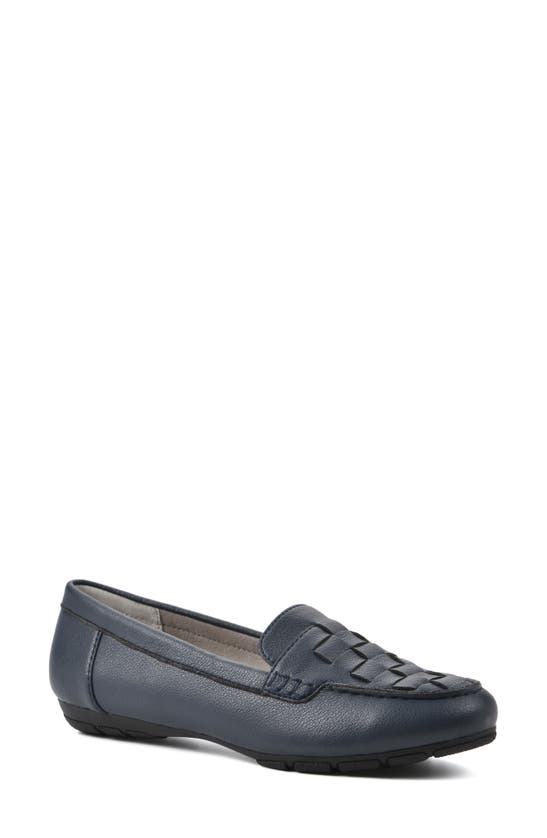 Cliffs By White Mountain Giver Moc Toe Loafer In Navy Tumbled Smooth