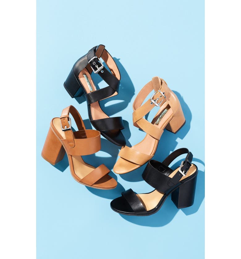 Halogen 'Rena' Crisscross Strap Sandal (Women) | Nordstrom