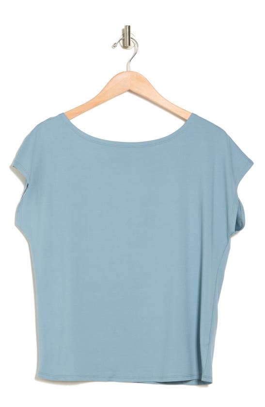 Bobeau One-shoulder Dolman Sleeve T-shirt In Grey Blue