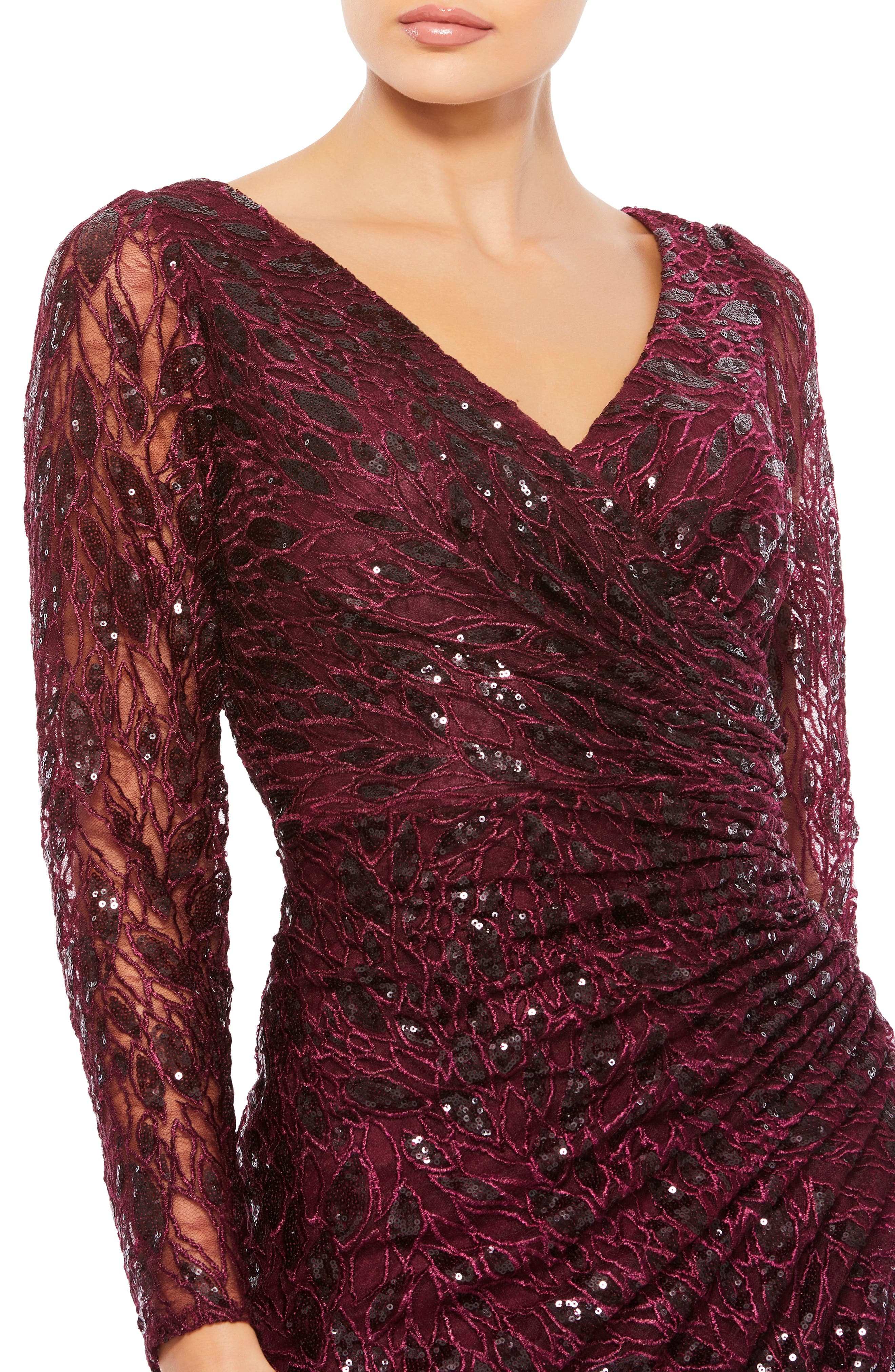 Mac Duggal Long Sleeve Ruched Sequined V-Neck Gown Garnet, Size 6