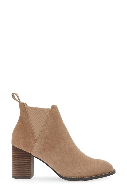 Chocolat Blu Axa Chelsea Boot In Latte Suede