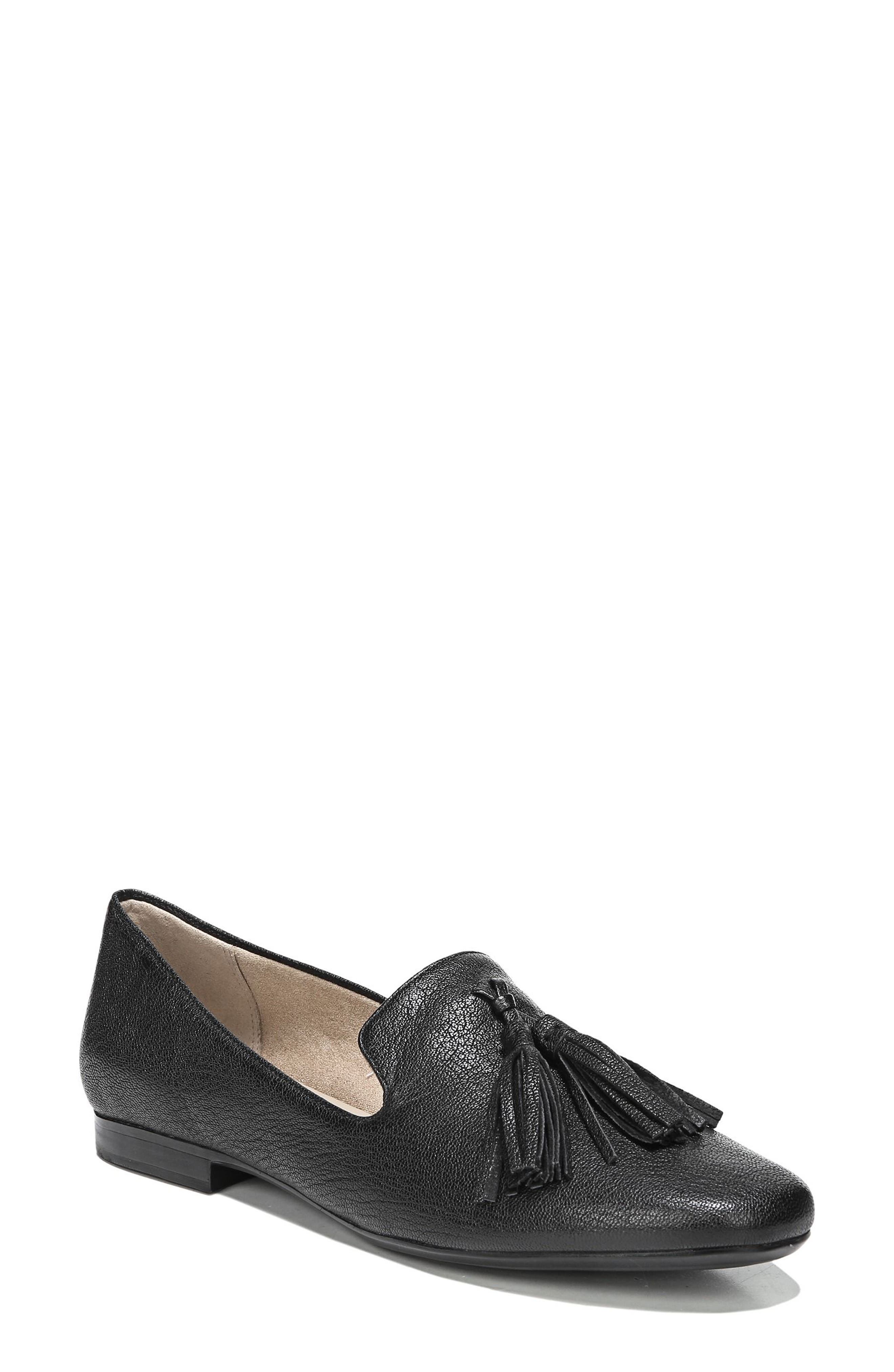 naturalizer elly tassel loafer