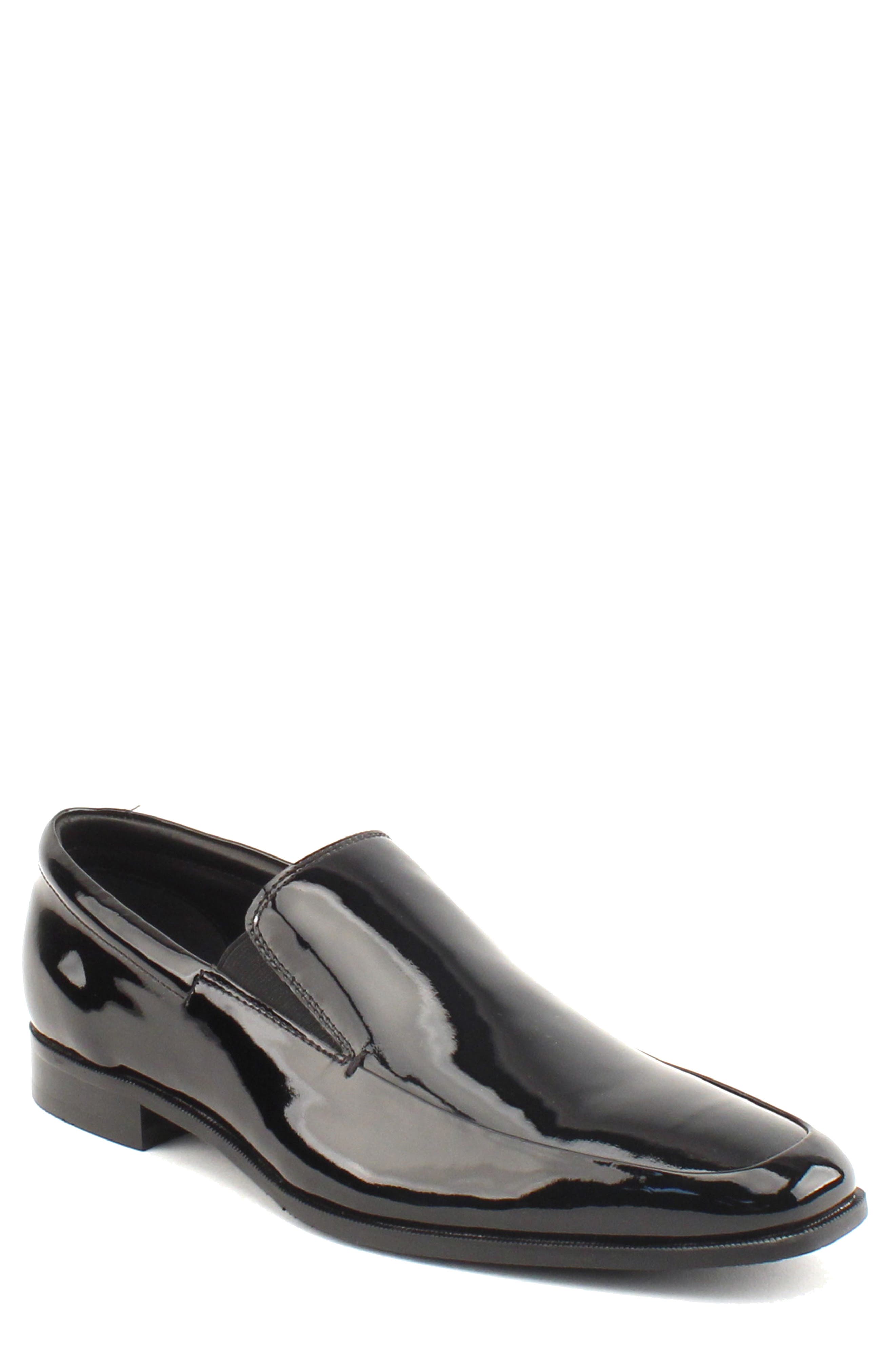 wide loafer width