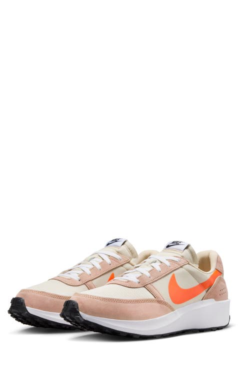 Nike sand clearance color shoes