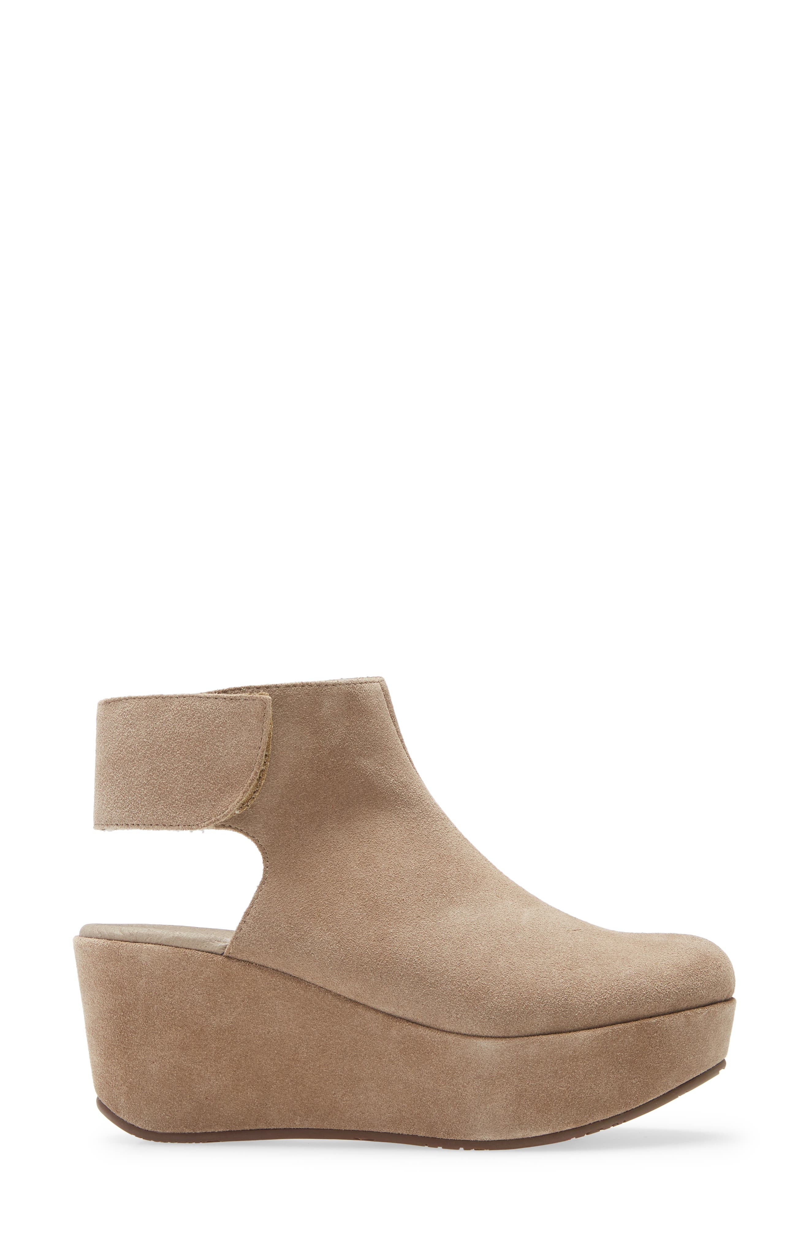 chocolat blu wedge bootie