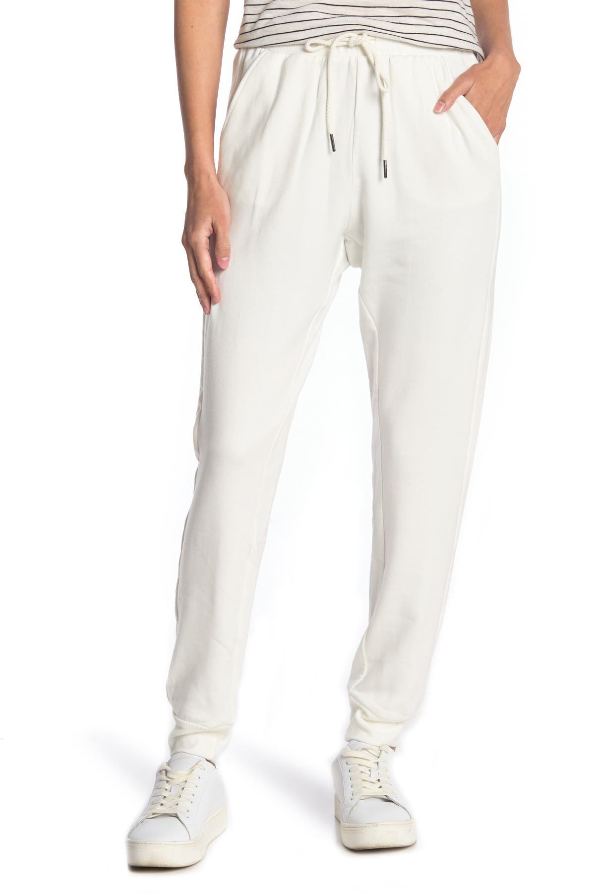 Melloday Drawcord Knit Joggers In White