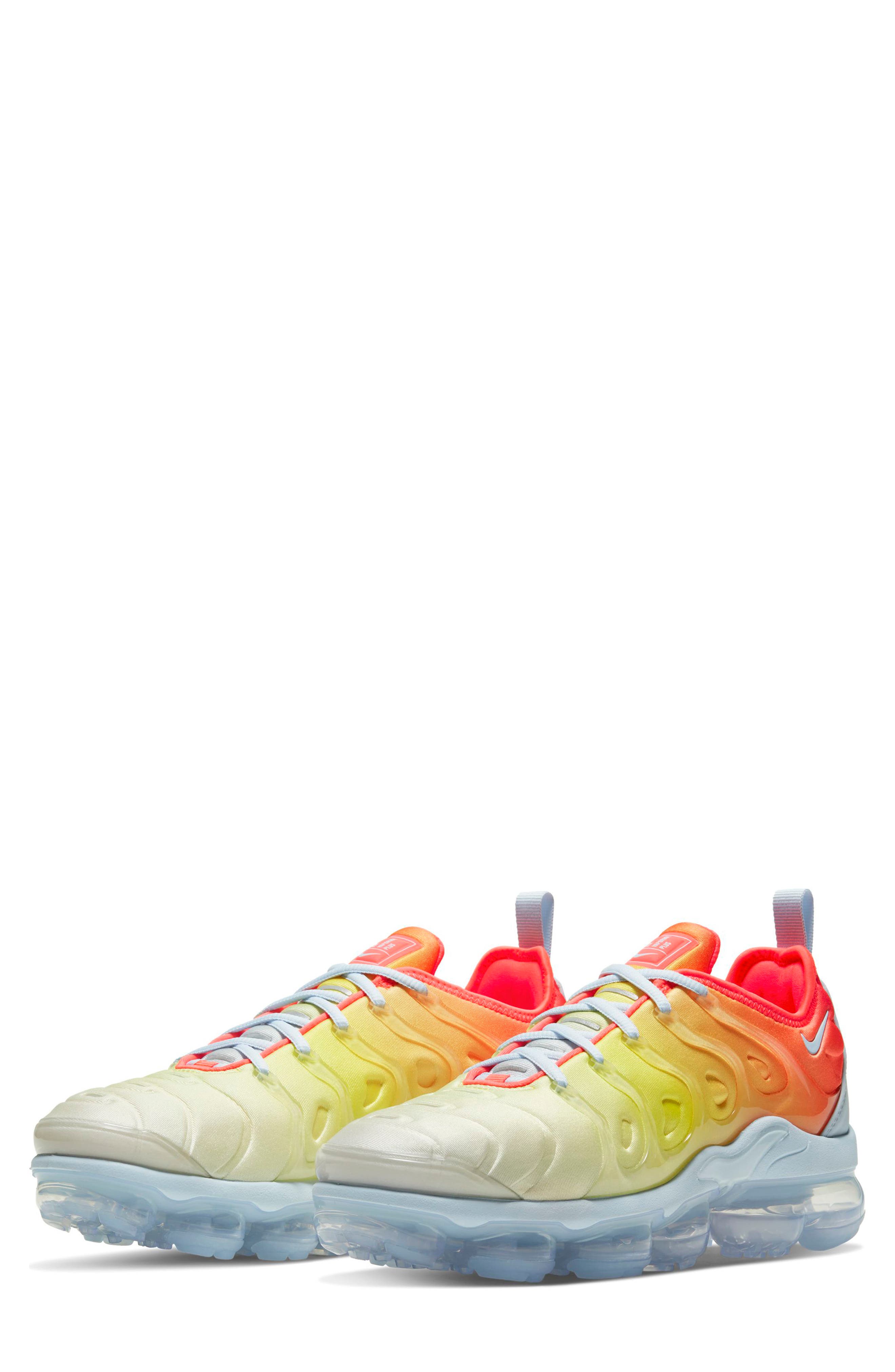 nike vapormax plus clearance