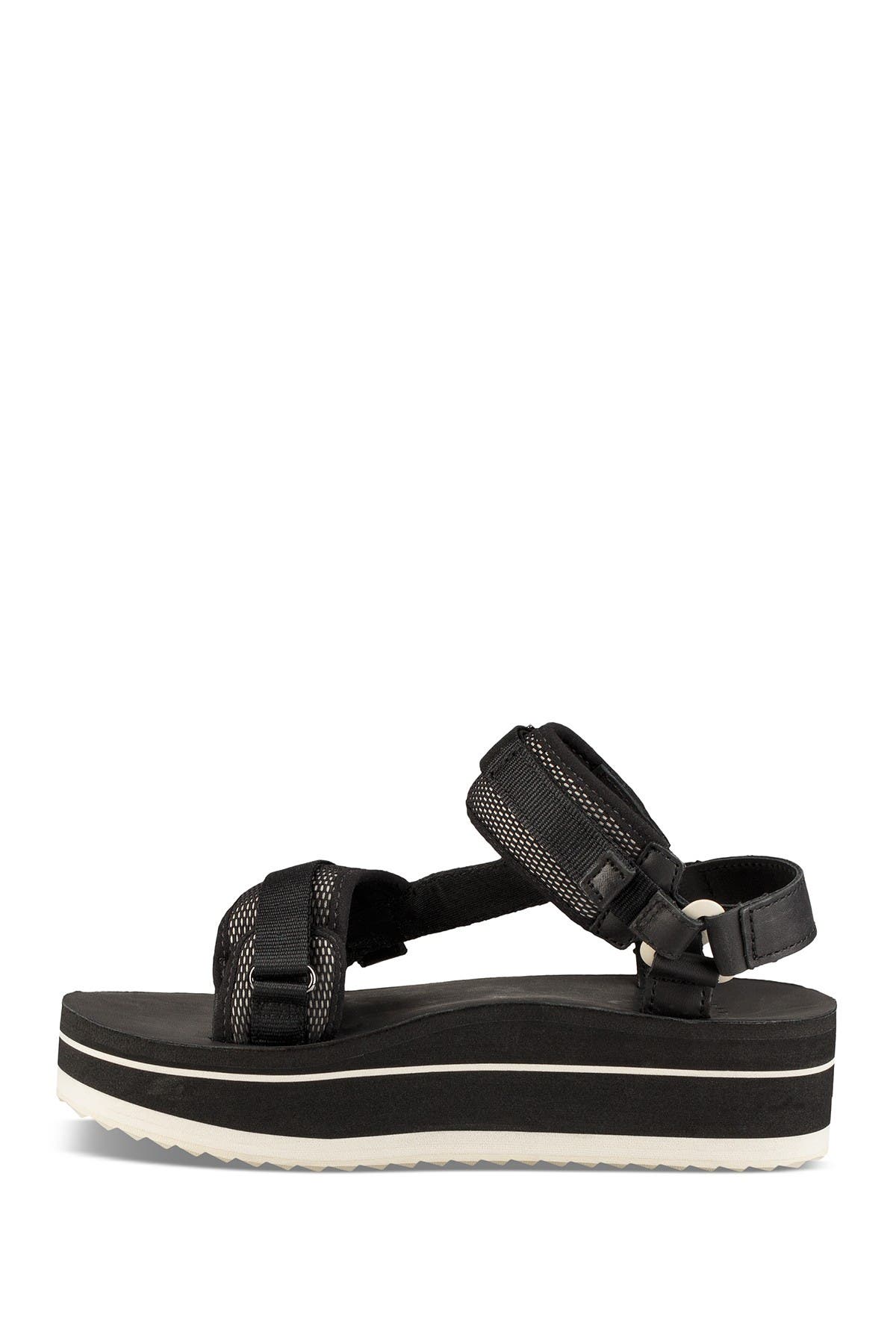 teva flatform universal luxe sandal