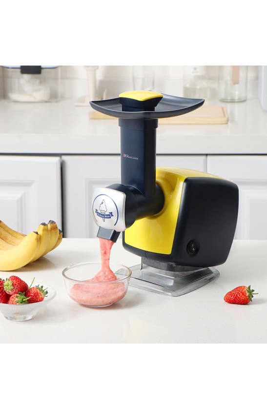 Uber Appliance Red Sorbet Maker In Red