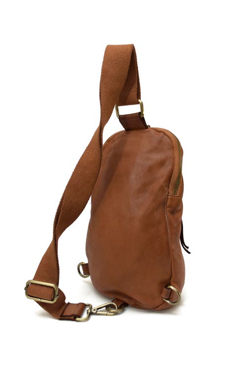 Bolsa Nova Logan Sling In Cognac