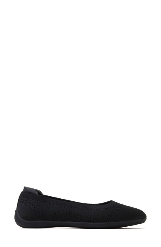 Dearfoams Misty Ballet Flat In Black Solid