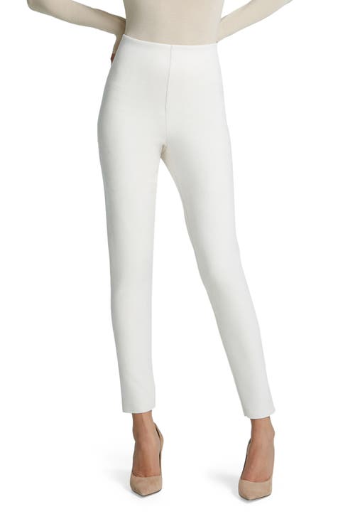White leggings for winter? Absolutely. #whiteleggings #leggings