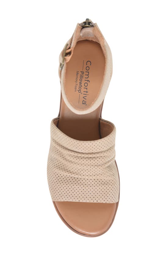 Comfortiva Newnan Ankle Strap Sandal In Light Grey