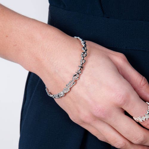 Lucy Quartermaine Thin Splash Bangle In Silver