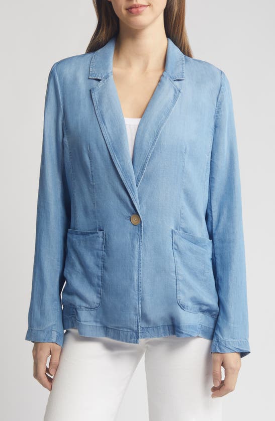 Caslon Chambray Blazer In Medium Light Wash