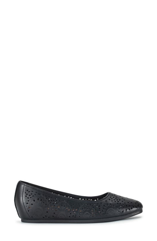 Shop Baretraps Chika Flat In Black