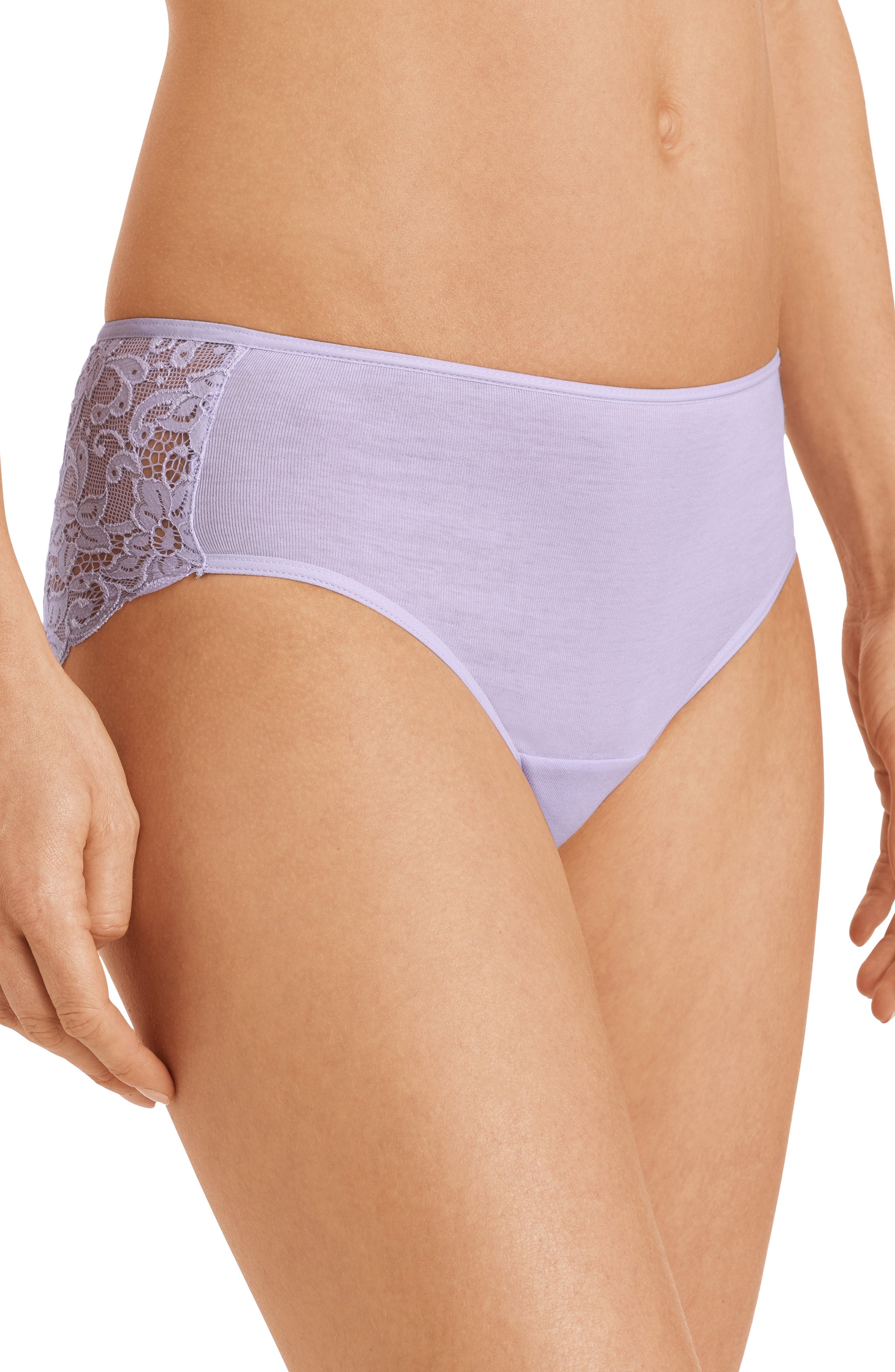 HANRO LUXURY MOMENTS LACE BACK BRIEFS,888721367875