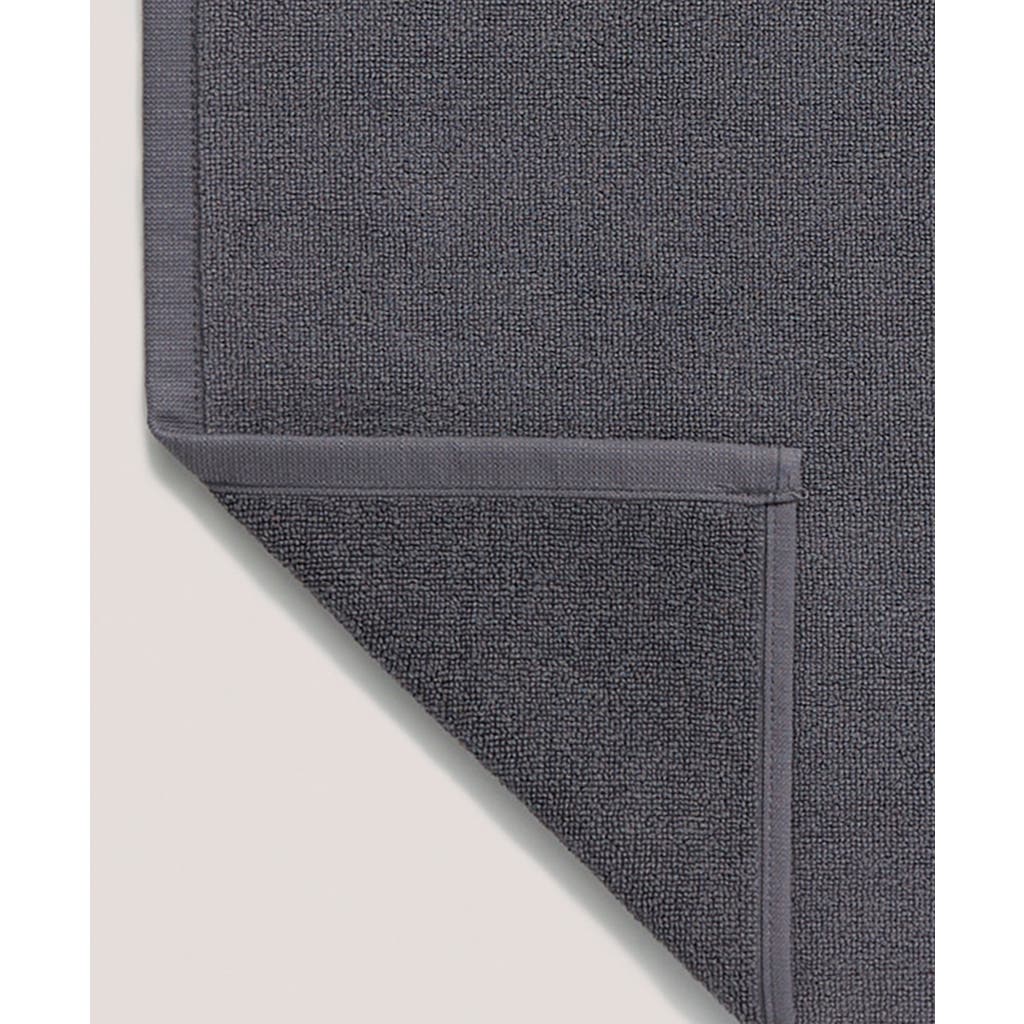 Pact Organic Luxe Bath Mat In Charcoal