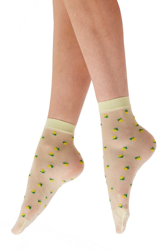 Pretty Polly Lemon Ankle Socks In White