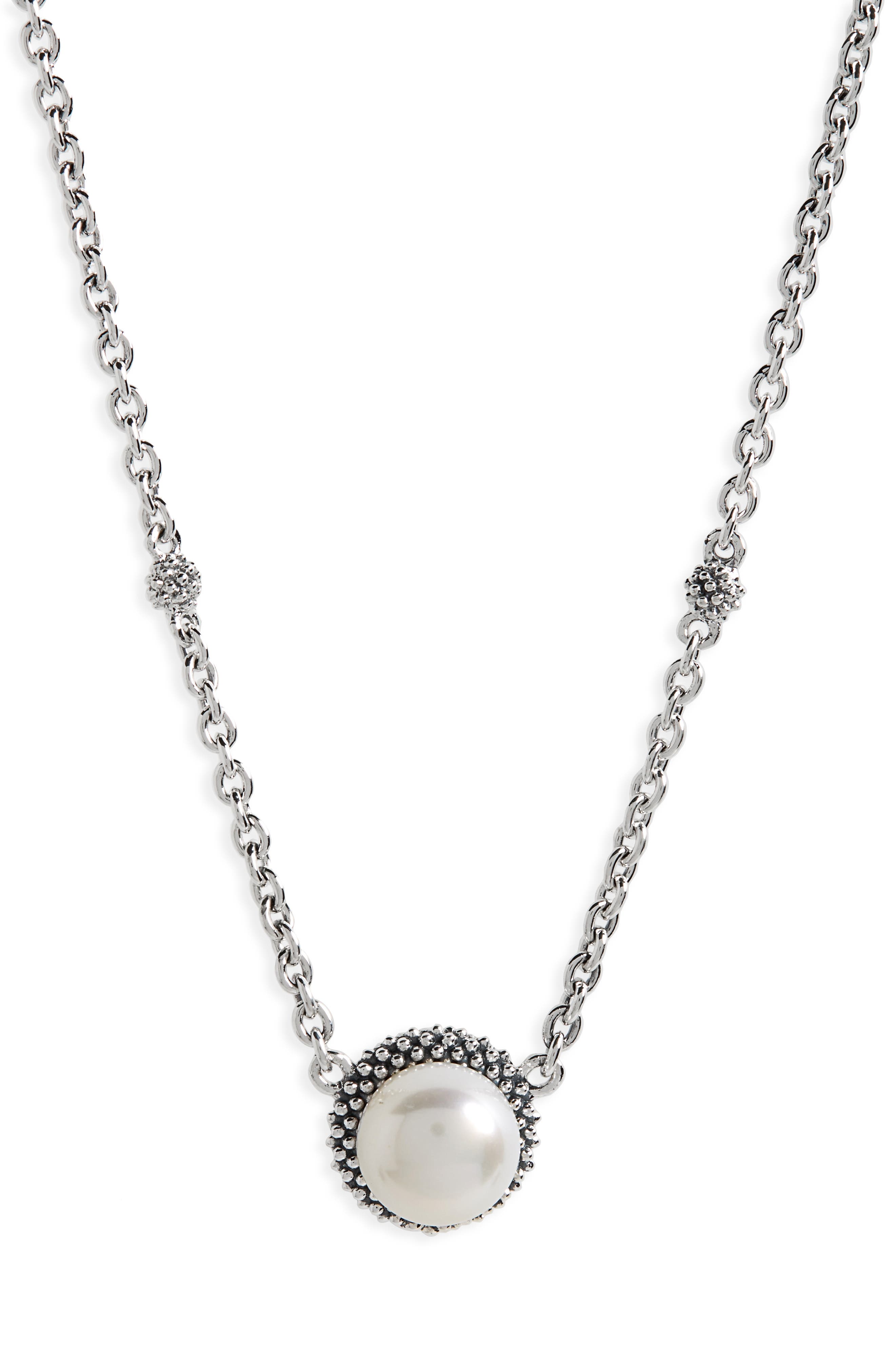 Silver Pearl Necklace 