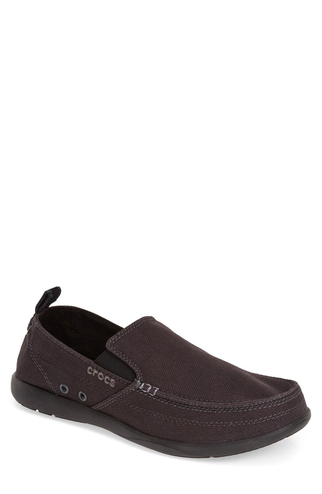 crocs walu slip on