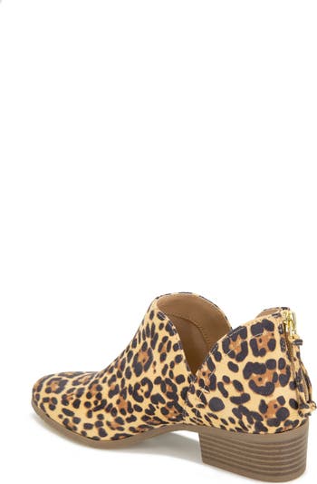 Kenneth cole leopard clearance boots