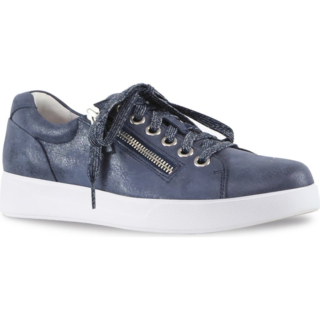 Munro Tilly Sneaker in Light Blue Leather
