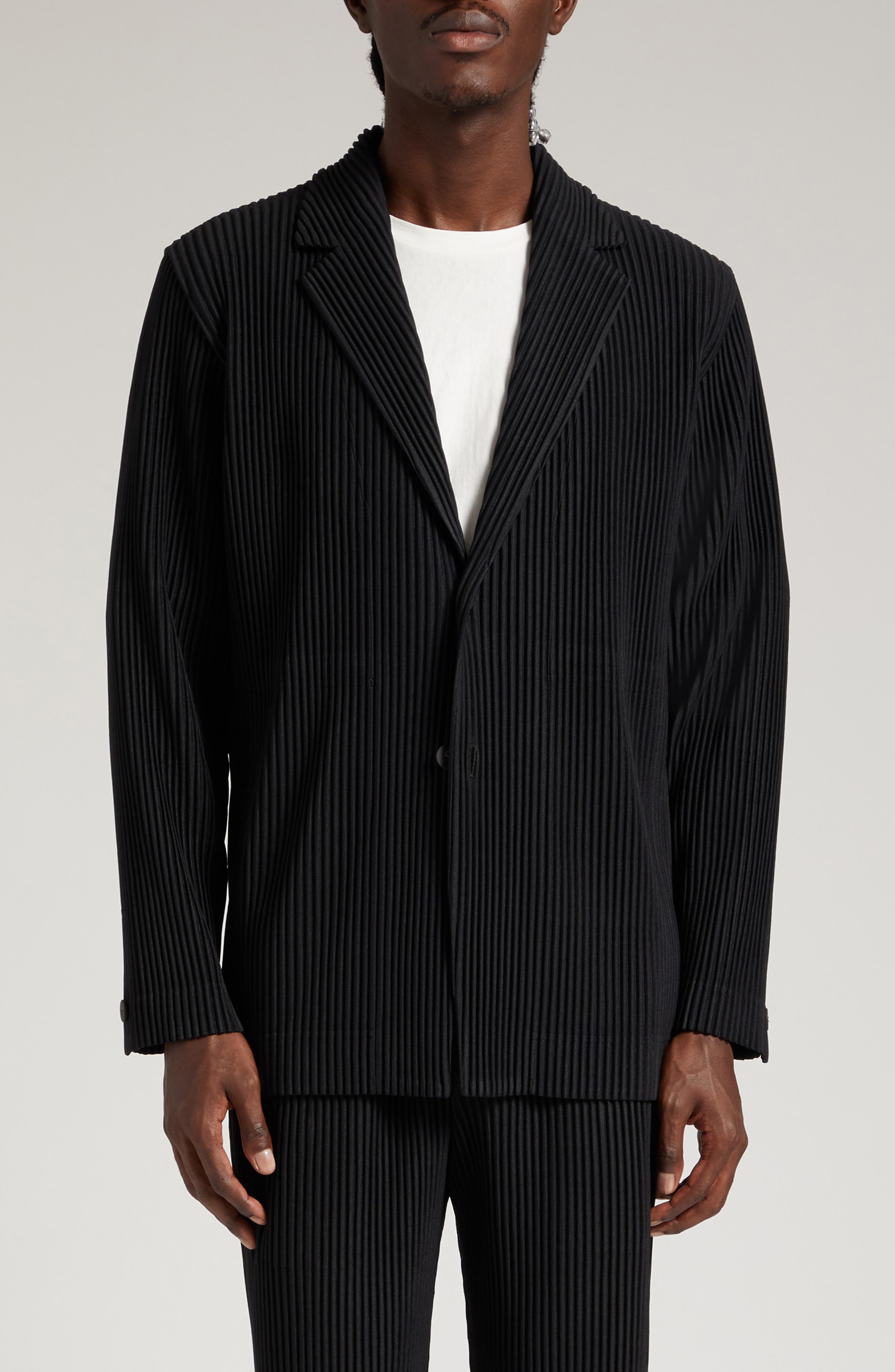 Basics Pleated Blazer