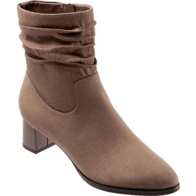 Trotters Krista Slouchy Bootie- Beige