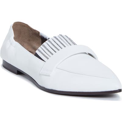 Brunello Cucinelli Pointy Toe Flat - White