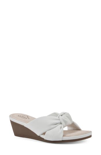 Cliffs By White Mountain Candie Wedge Sandal