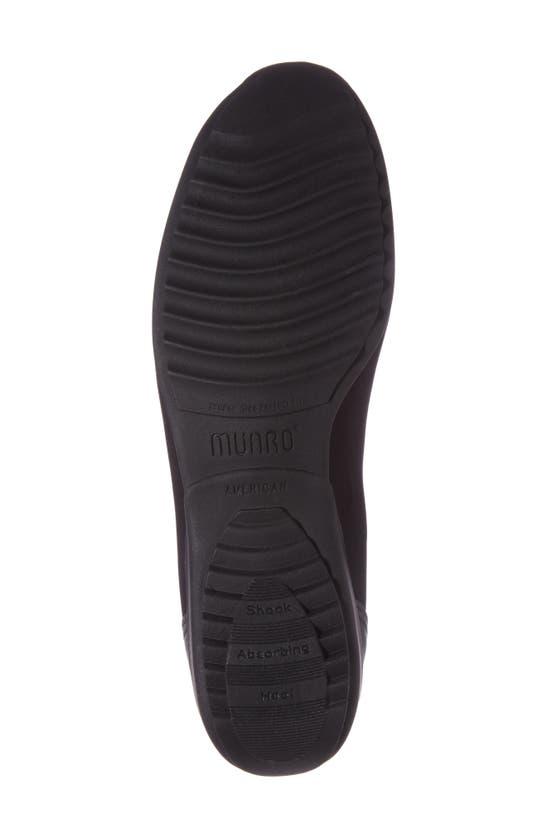 Munro Traveler Slip-on In Black Stretch Fabric